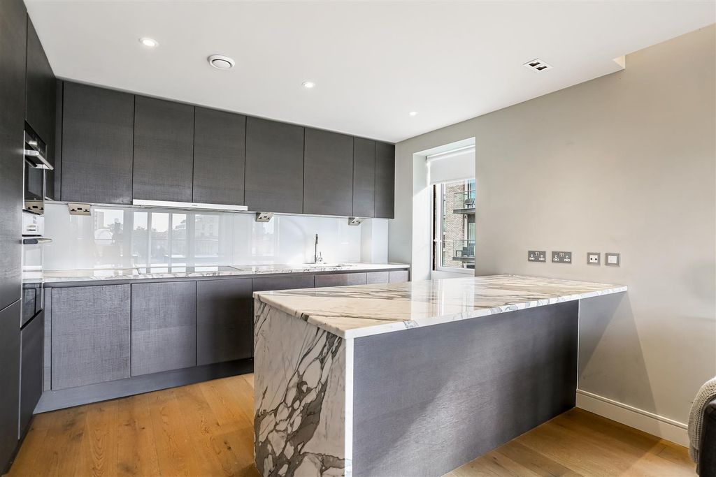 Property photo 3 of 11 Ach_4161.Jpg