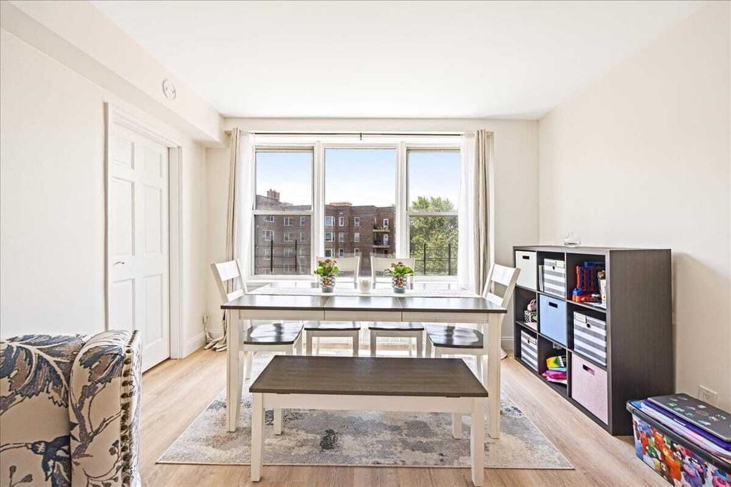 Property photo 2 of 29 <Alttext/>