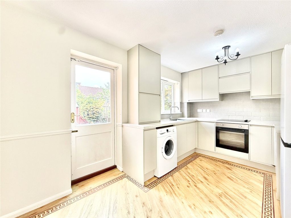 Property photo 1 of 12 Picture No. 05