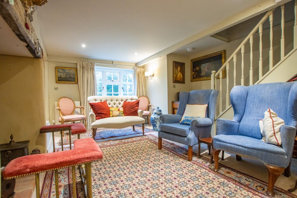 Property photo 3 of 47 4914009