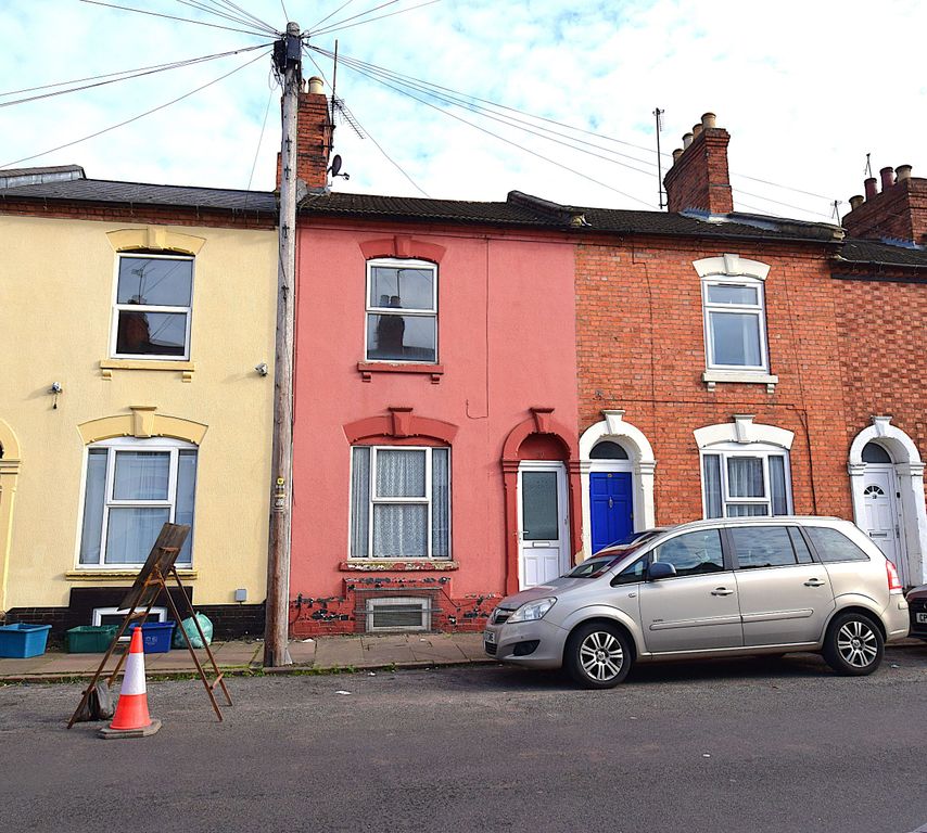 Property photo 1 of 8