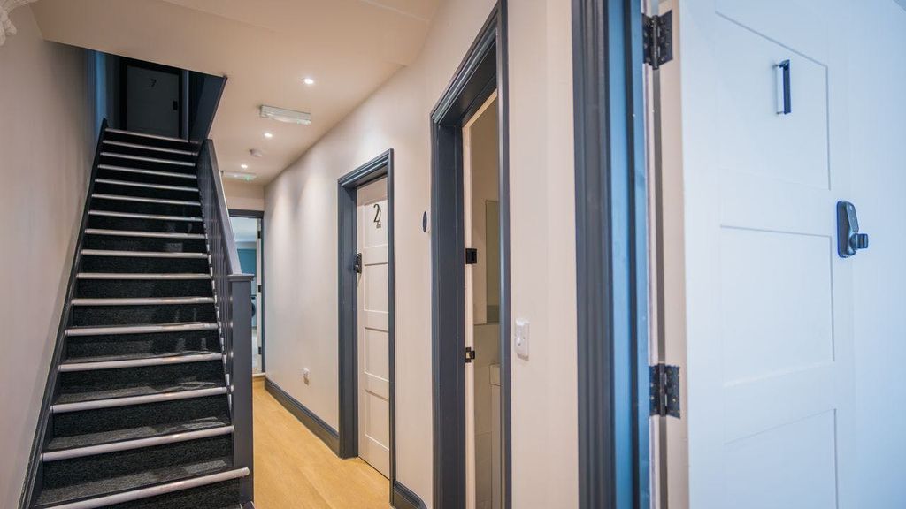 Property photo 2 of 10 7Stlhiow.Jpeg