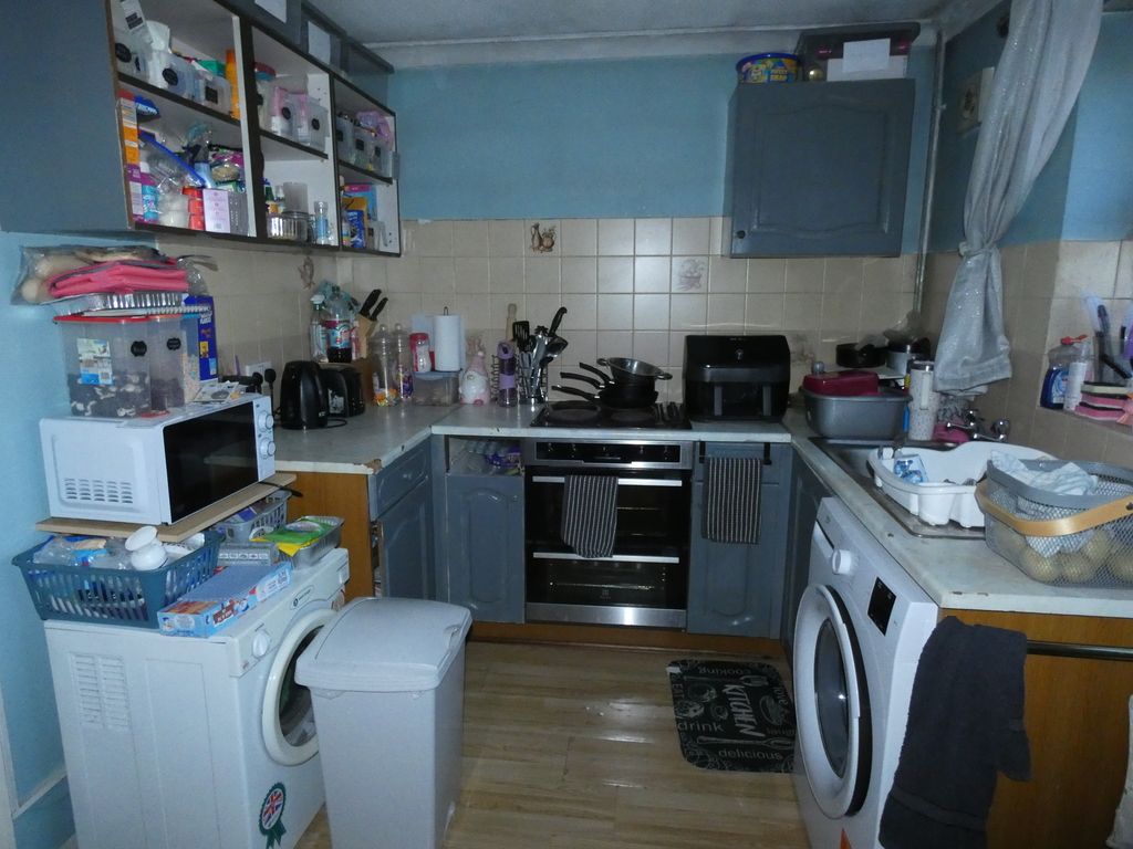 Property photo 3 of 5
