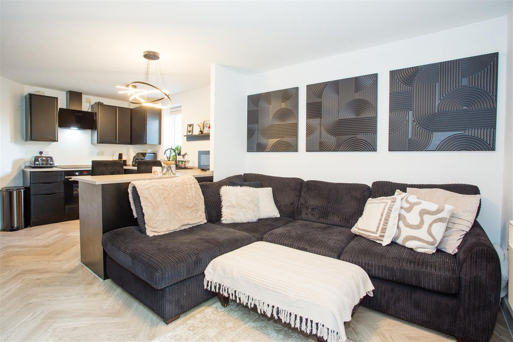 Property photo 1 of 18 CH8C8670.Jpg