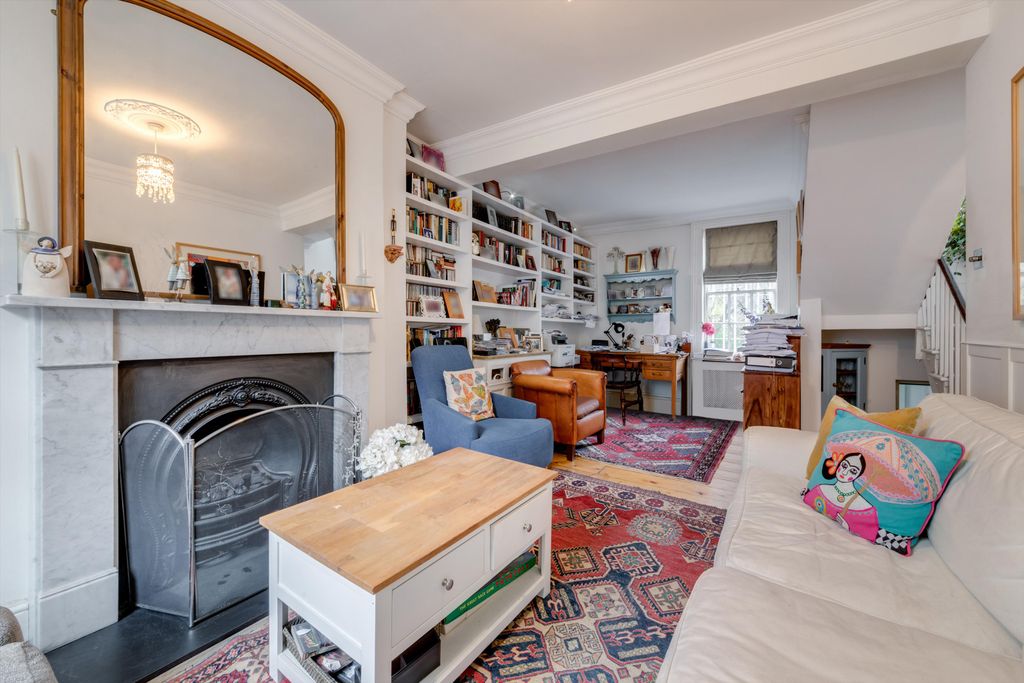 Property photo 2 of 15 Image