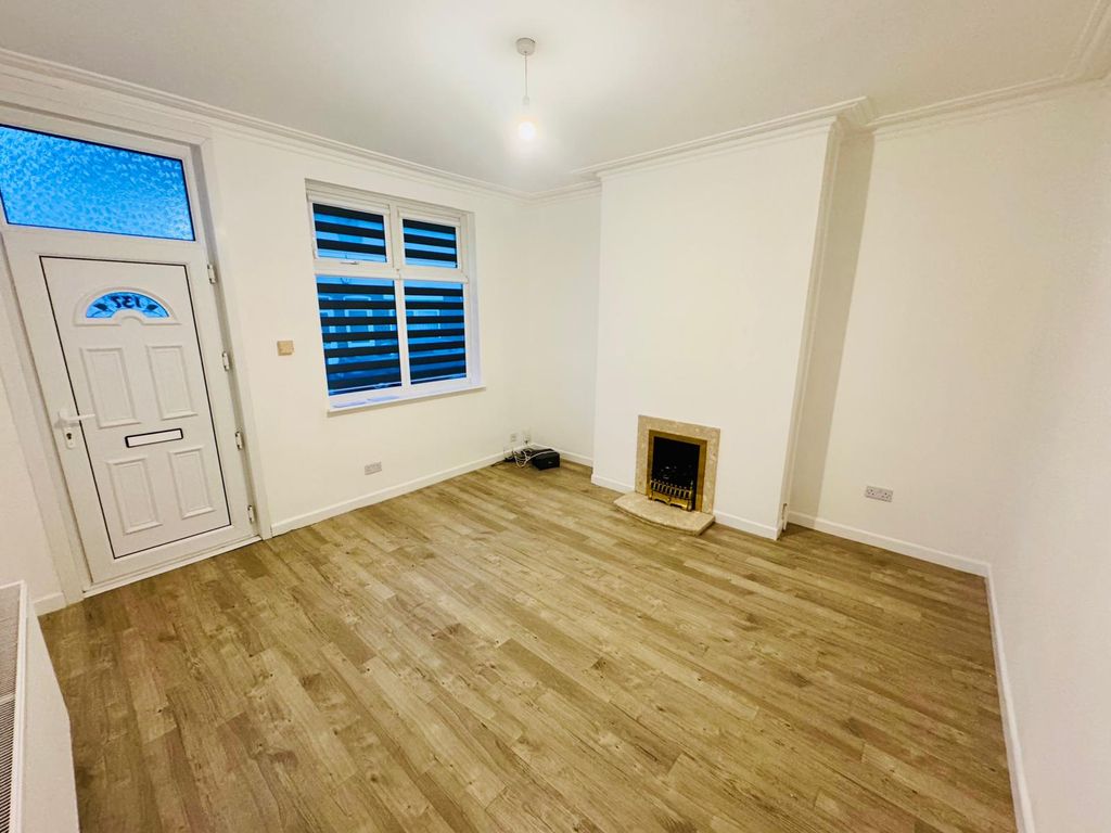 Property photo 2 of 13 Gallery