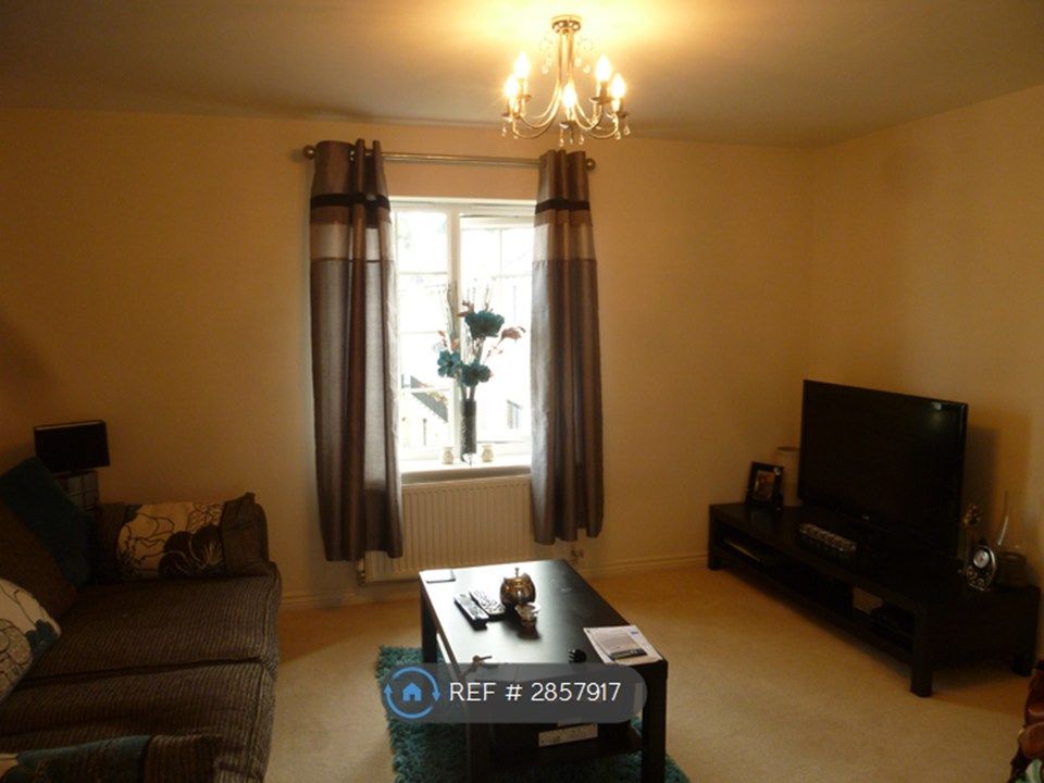 Property photo 2 of 10 Lounge