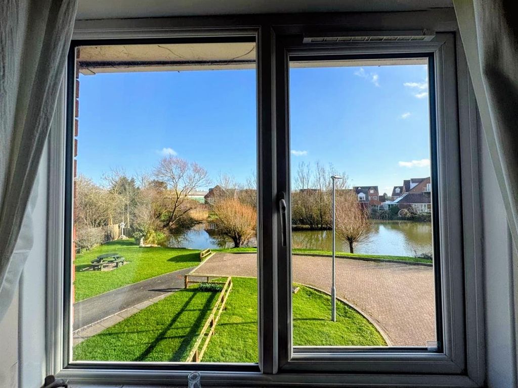 Additional image 16 of 3 bed semi-detached house for saleBristol Road, Highbridge TA9