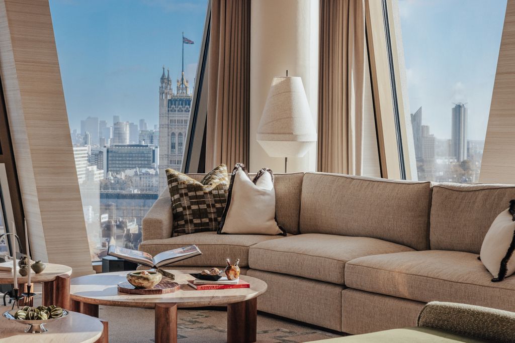 Property photo 1 of 20 P&amp;P_The Broadway_Marketing Suite_Hr-23.Jpg