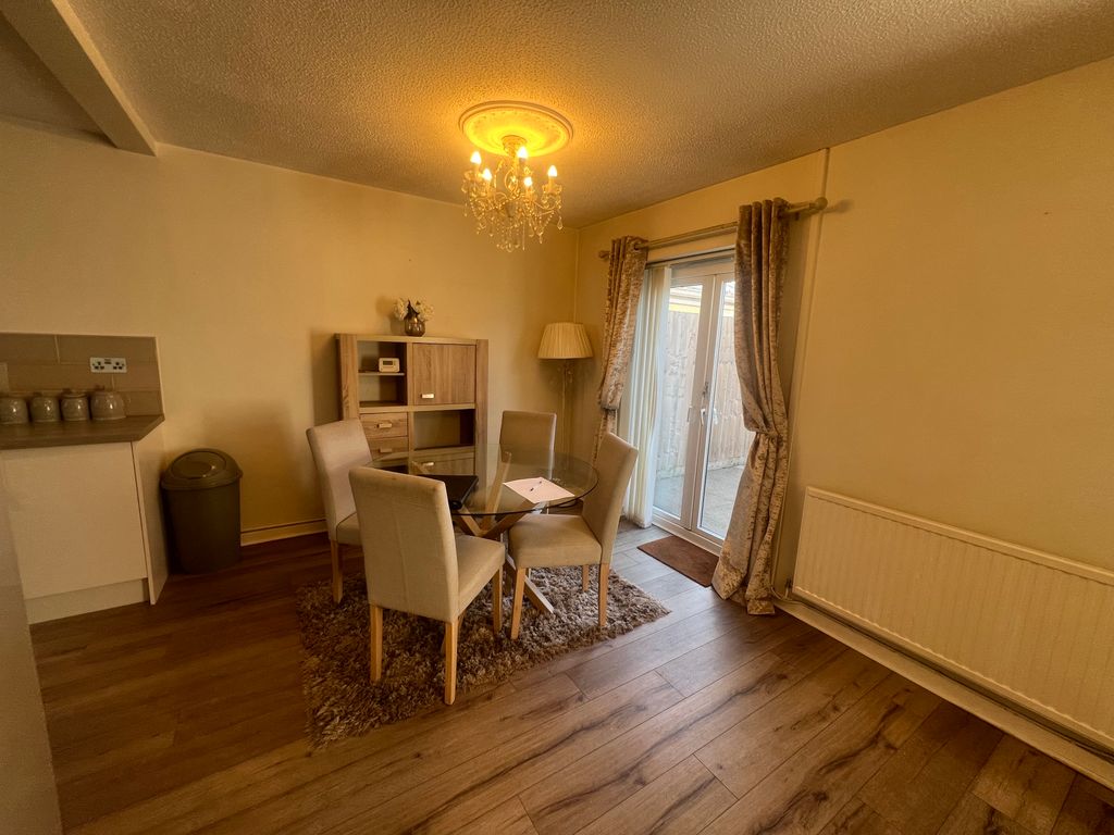 Property photo 3 of 10 Bedroom