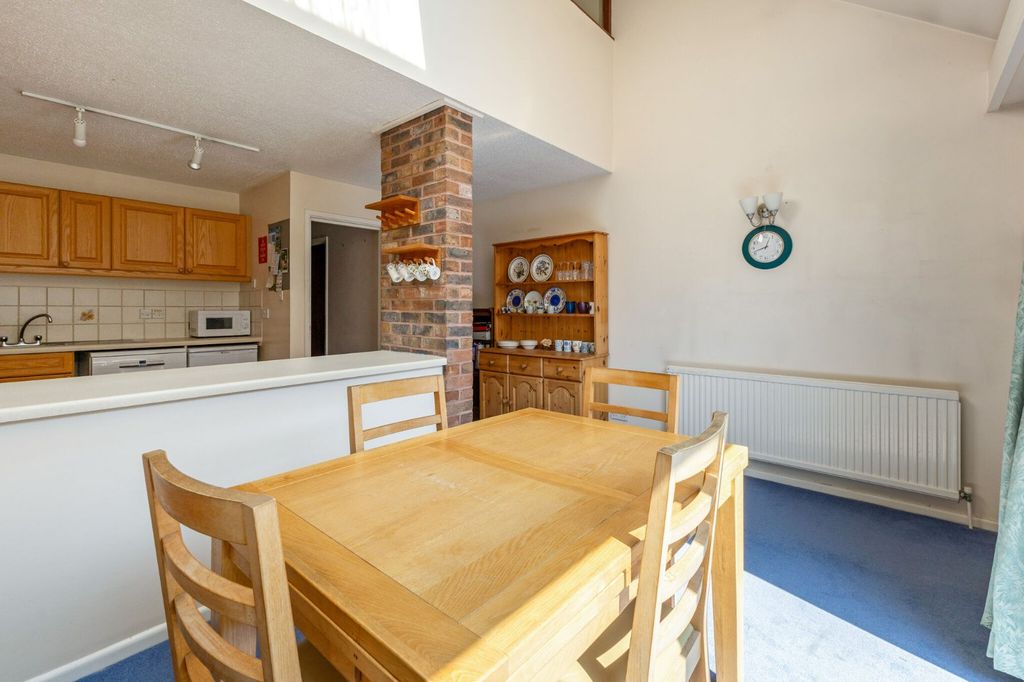 Property photo 3 of 9 Picture No. 13