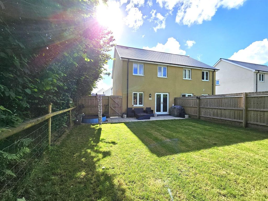 Property photo 1 of 14 Rear.Jpg