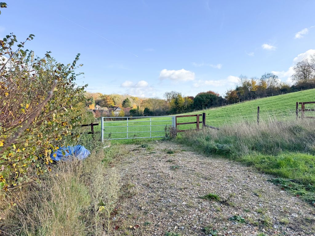 Property photo 3 of 5 Photo 2