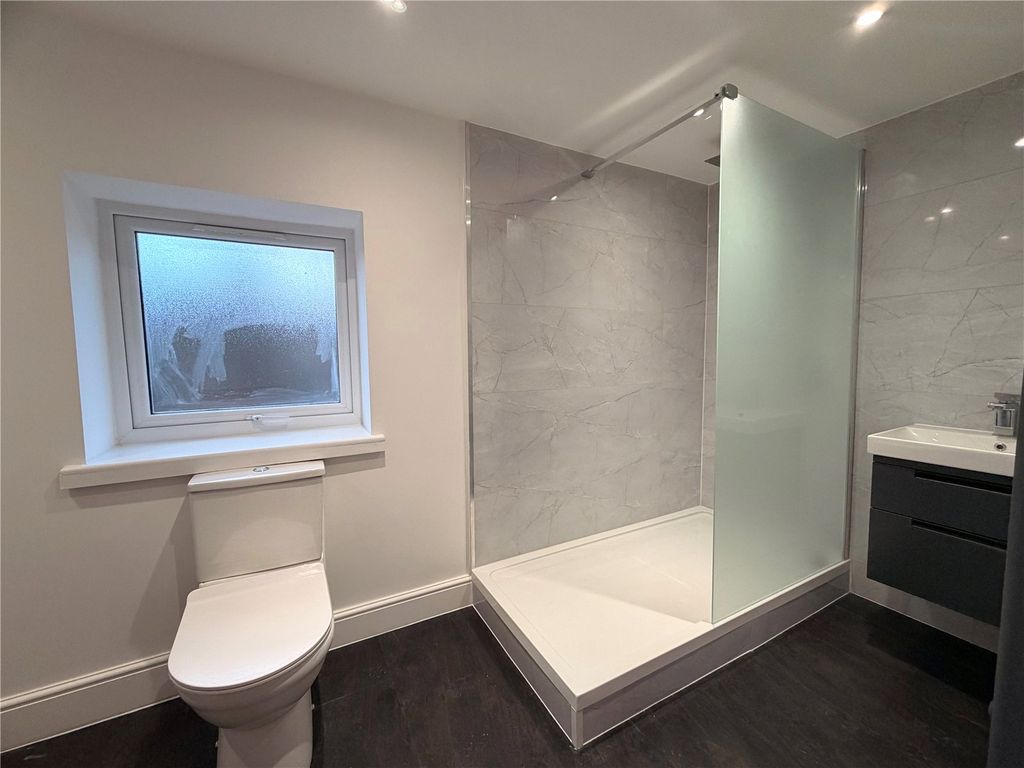 Property photo 3 of 9 Picture No. 04