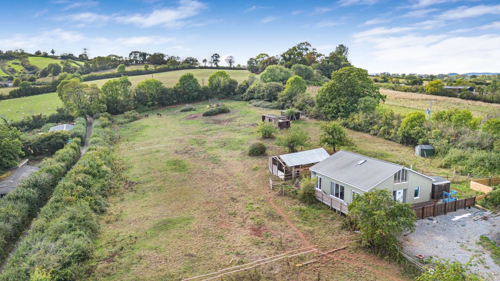 Property photo 1 of 37