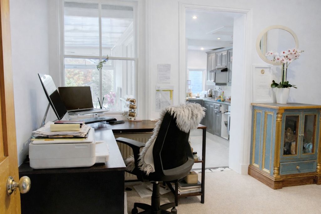 Property photo 2 of 14 Dining Room