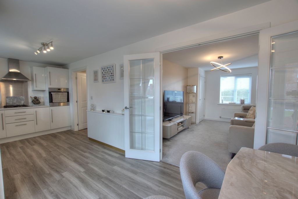 Property photo 2 of 25 2