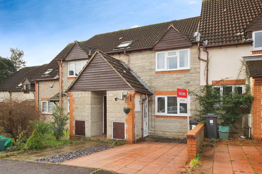 Property photo 1 of 9