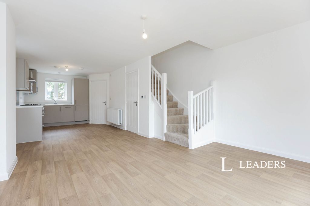 Property photo 1 of 10 5
