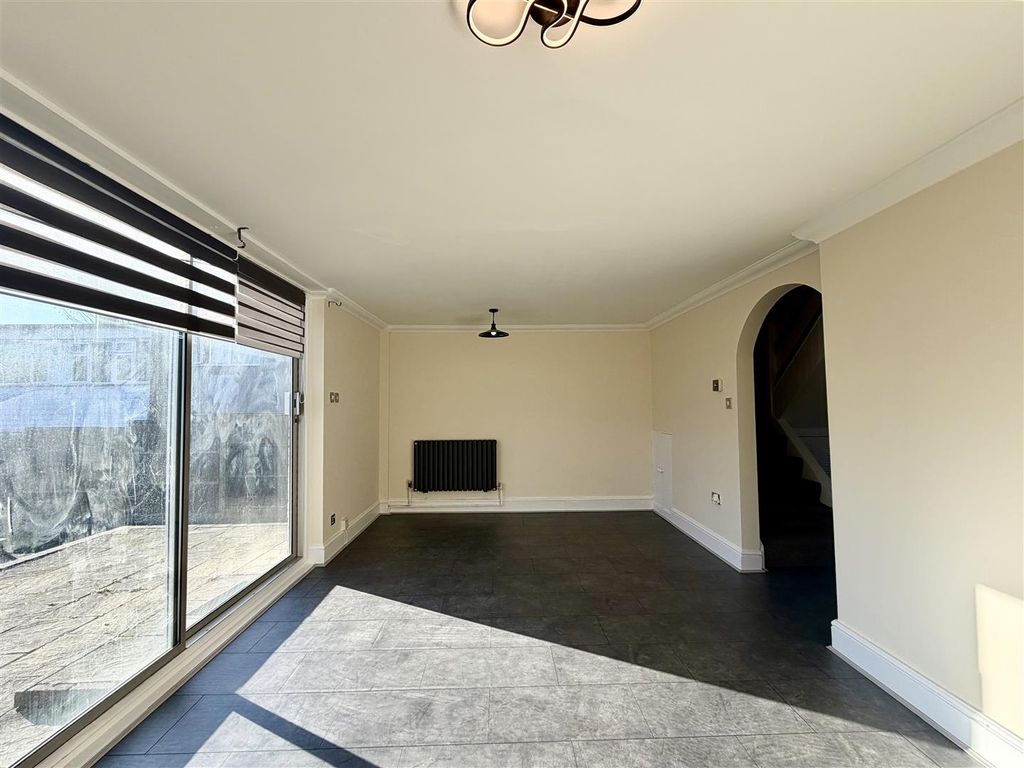 Property photo 3 of 16 Img_8700.Jpeg