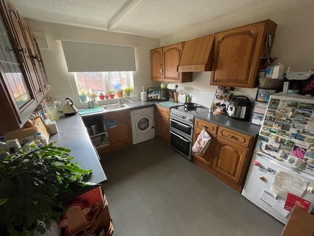 Property photo 2 of 10 Bedroom