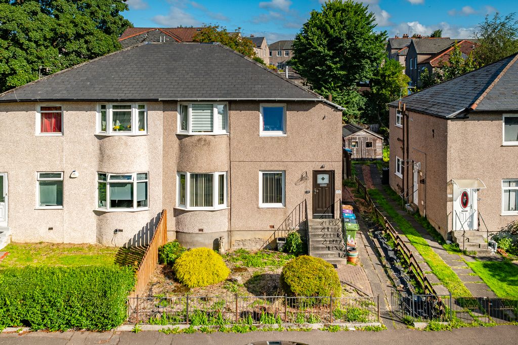 Property photo 1 of 32