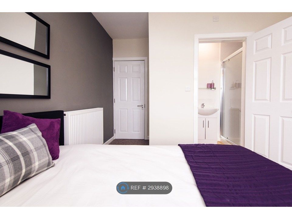 Property photo 1 of 10 Room 1. Soft Furnishings Not Included.