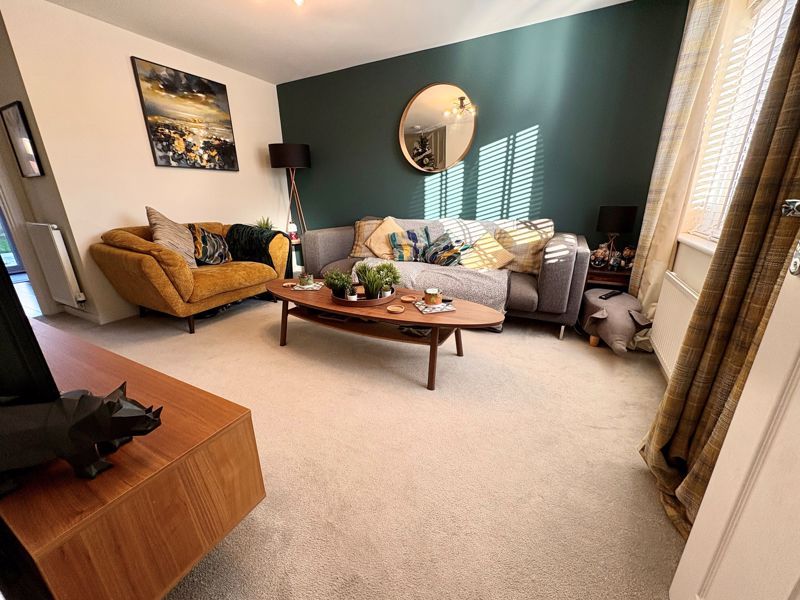 Property photo 3 of 9 Photo 10