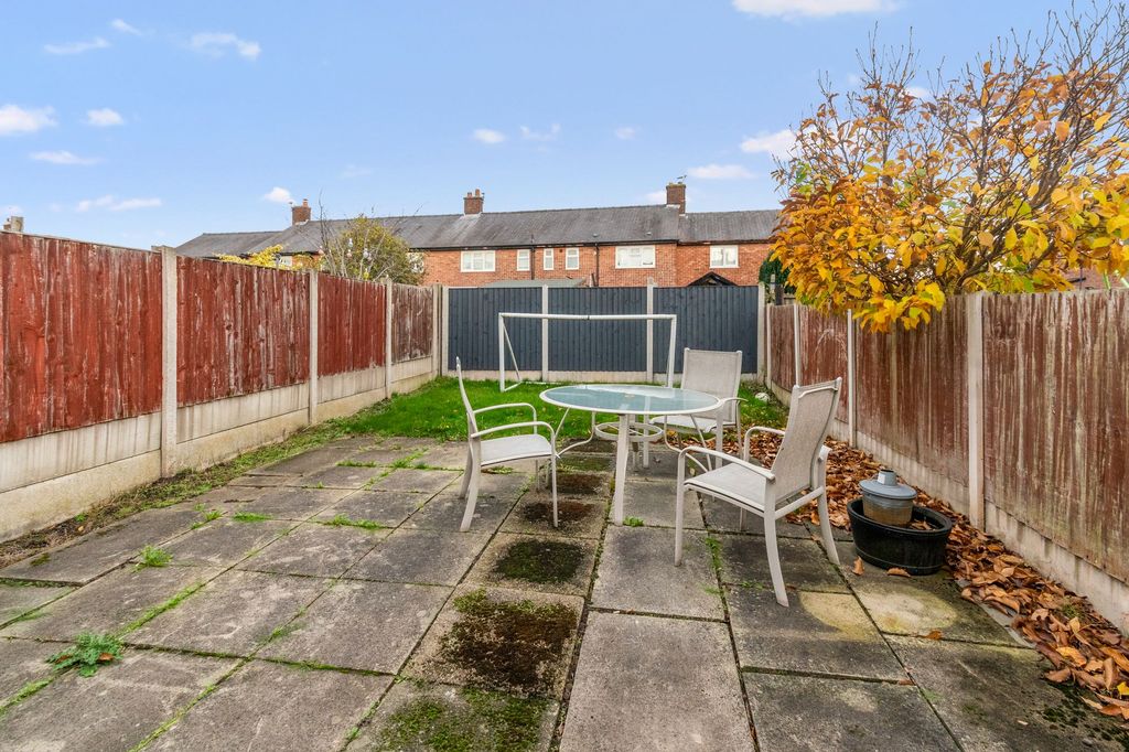 Property photo 3 of 22