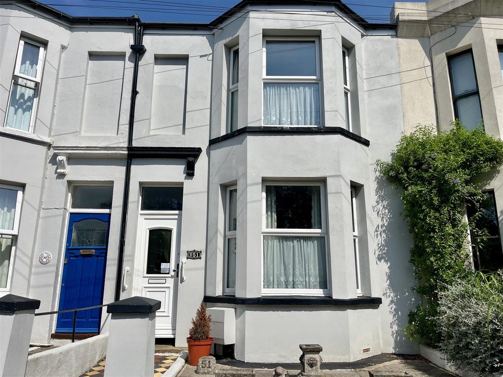 Property photo 1 of 15