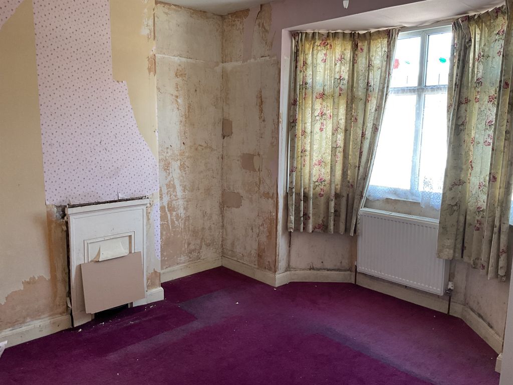 Property photo 3 of 6