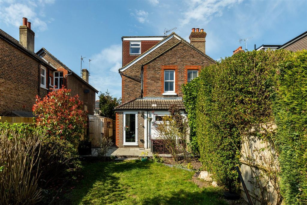Property photo 1 of 22