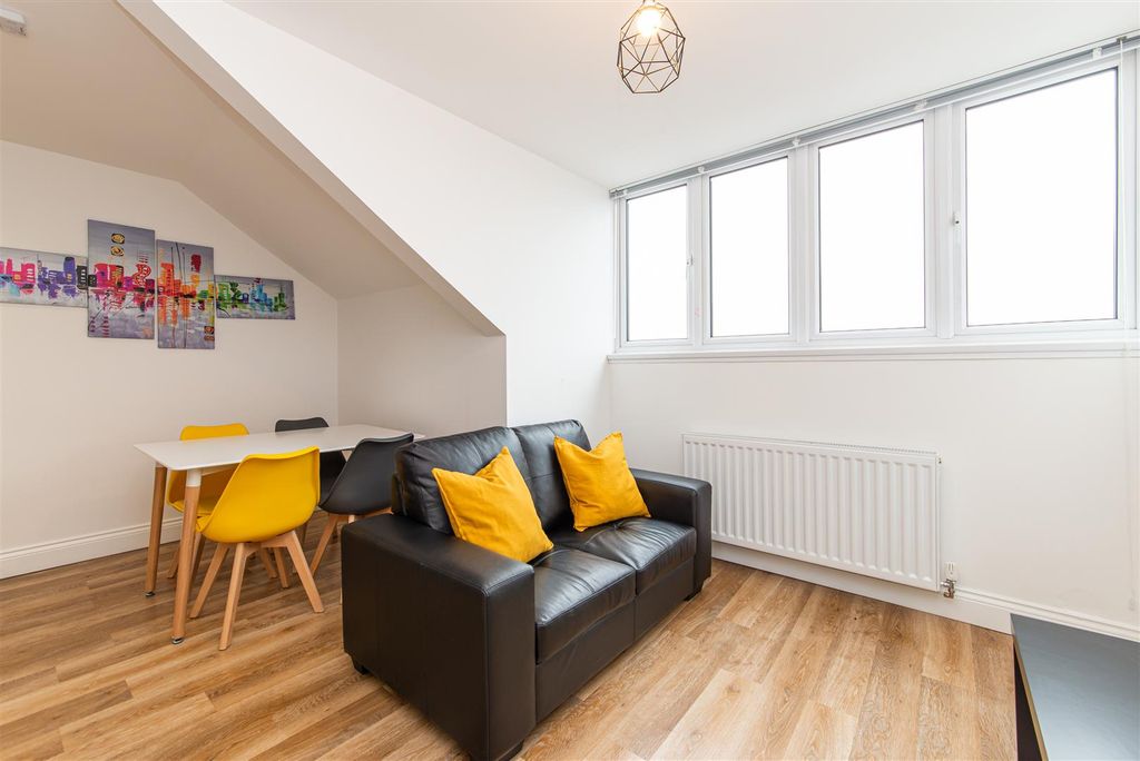 Property photo 2 of 7 Edit-6638.Jpg