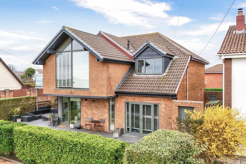 Property photo 1 of 46