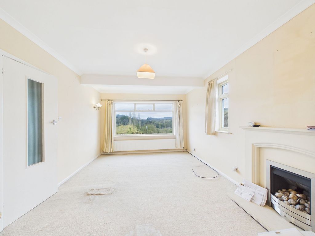 Property photo 3 of 31