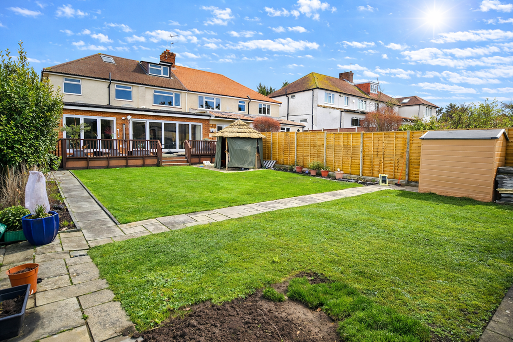 Property photo 1 of 27