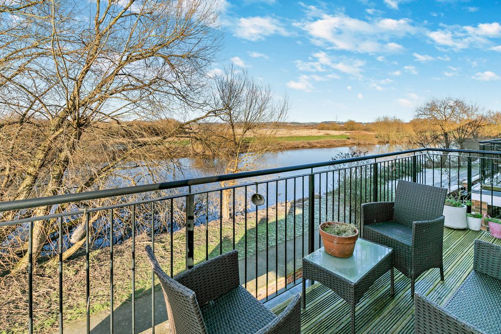 Property photo 3 of 21 Balcony View
