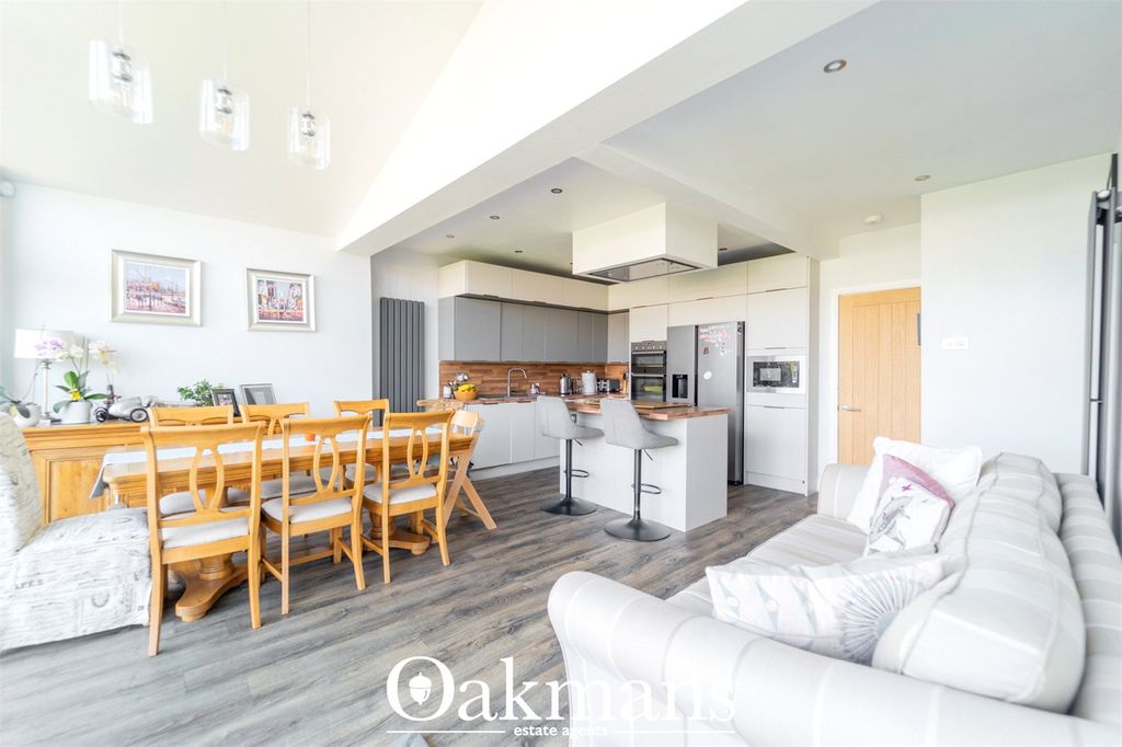 Property photo 3 of 42 Picture No. 15