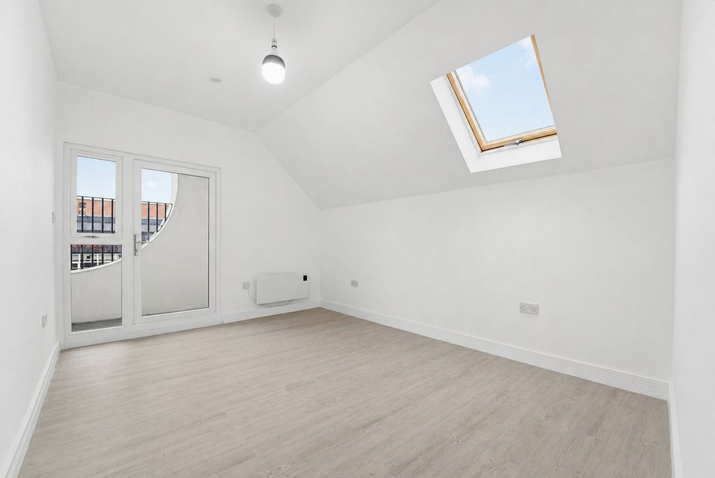 Additional image 16 of 19 bed block of flats for saleQueensway, Enfield EN3