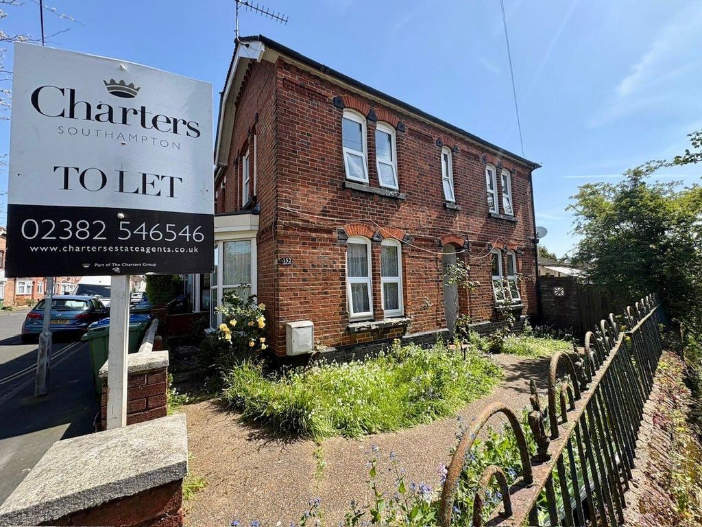 Property photo 1 of 5 Picture No. 12