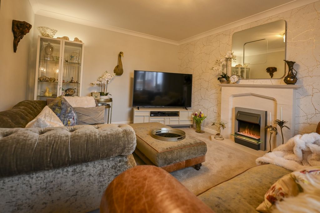 Property photo 2 of 18 Calderdale  Ewemove Skelton-1