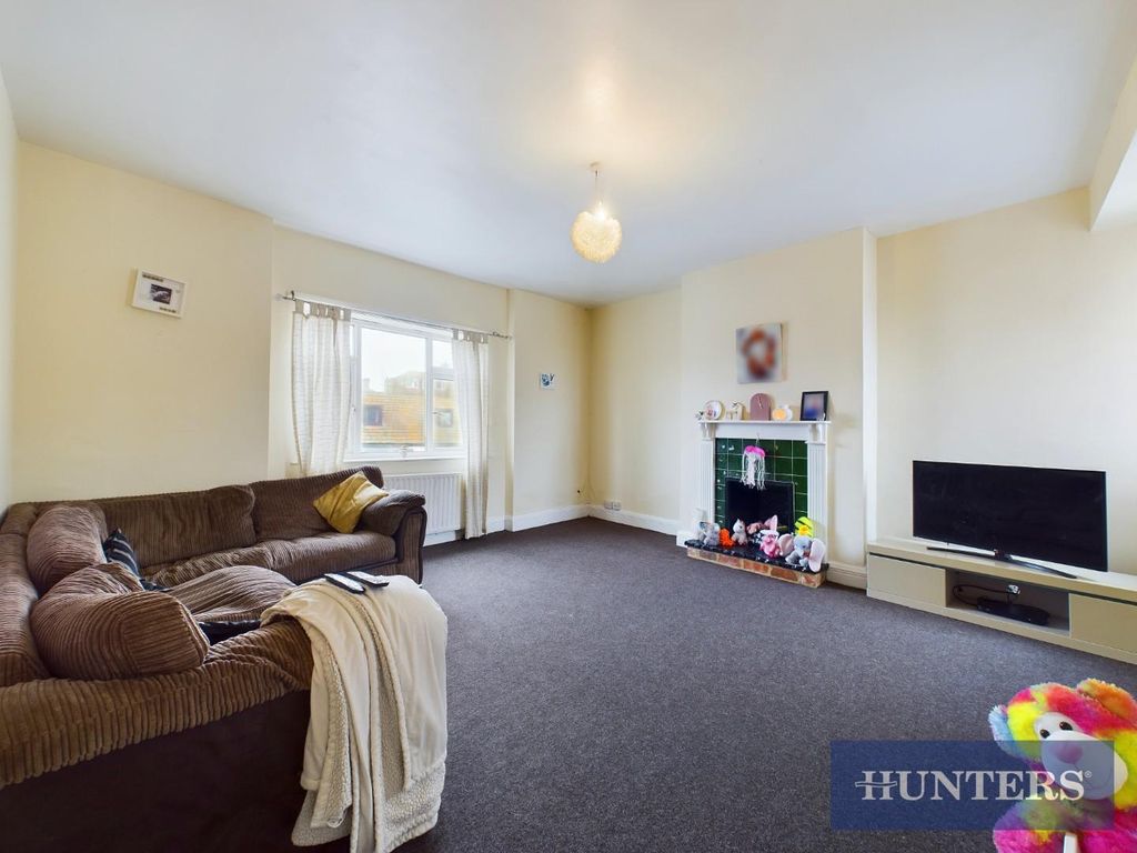 Property photo 2 of 14 Cam03696G0-Pr0324-Still009.Jpg