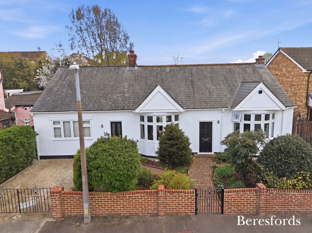 Property photo 2 of 38 Picture No. 01