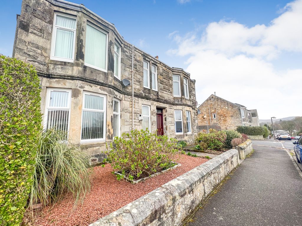 Property photo 2 of 18