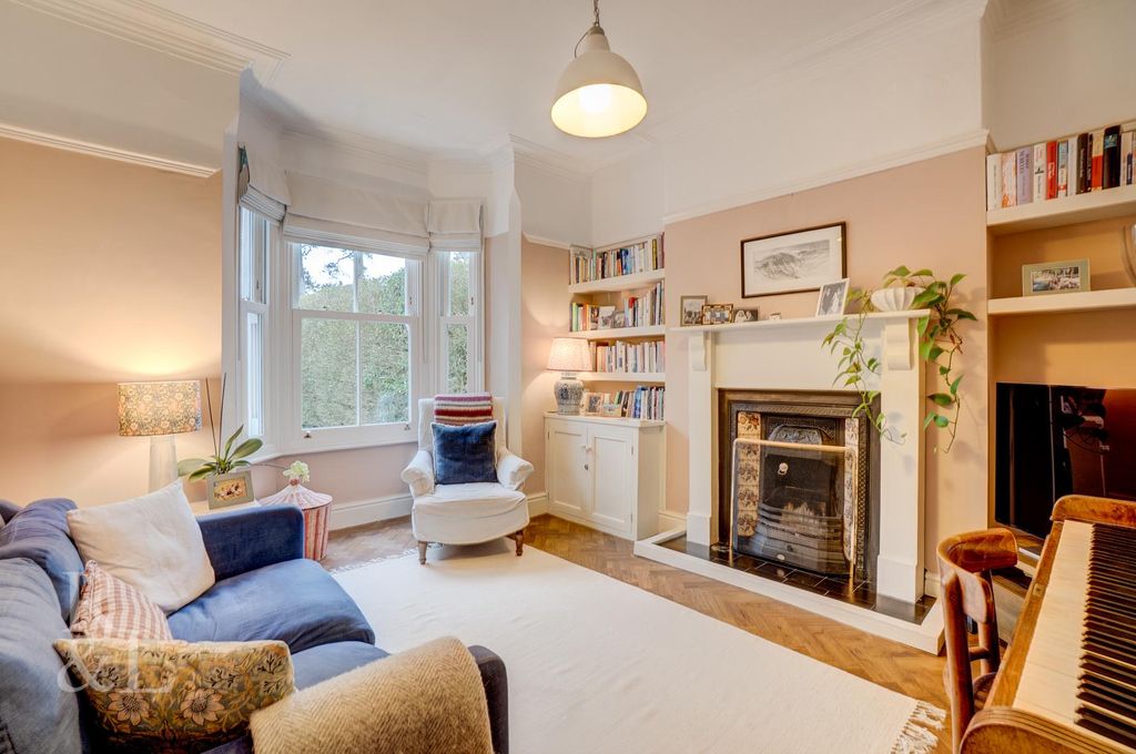 Property photo 2 of 20 Batched  (17).Jpg