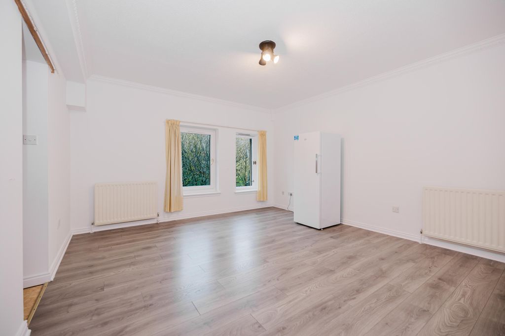 Property photo 1 of 1