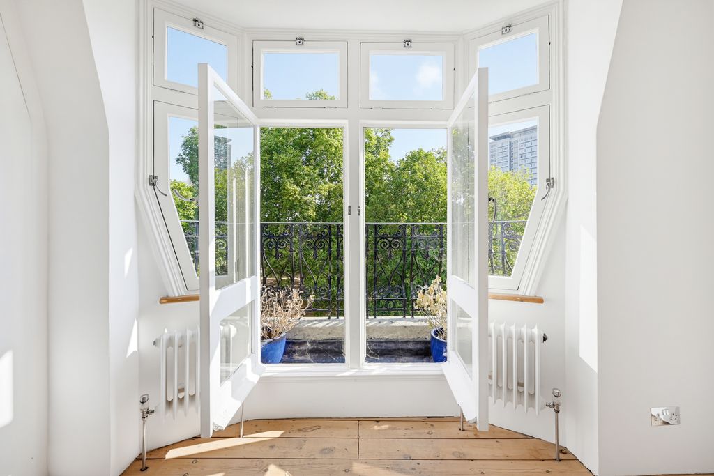 Property photo 1 of 17 Picture No. 06