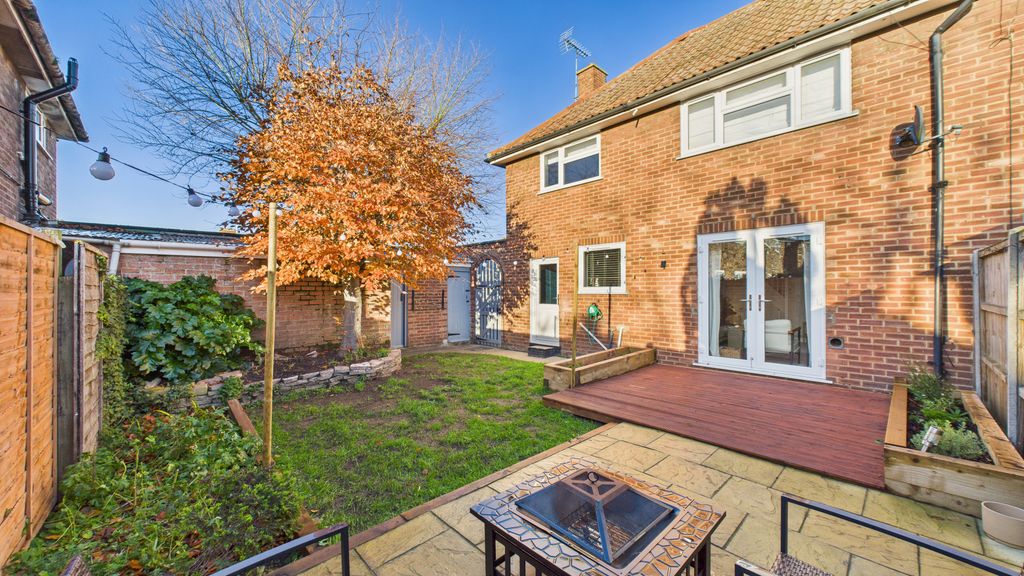 Property photo 3 of 10