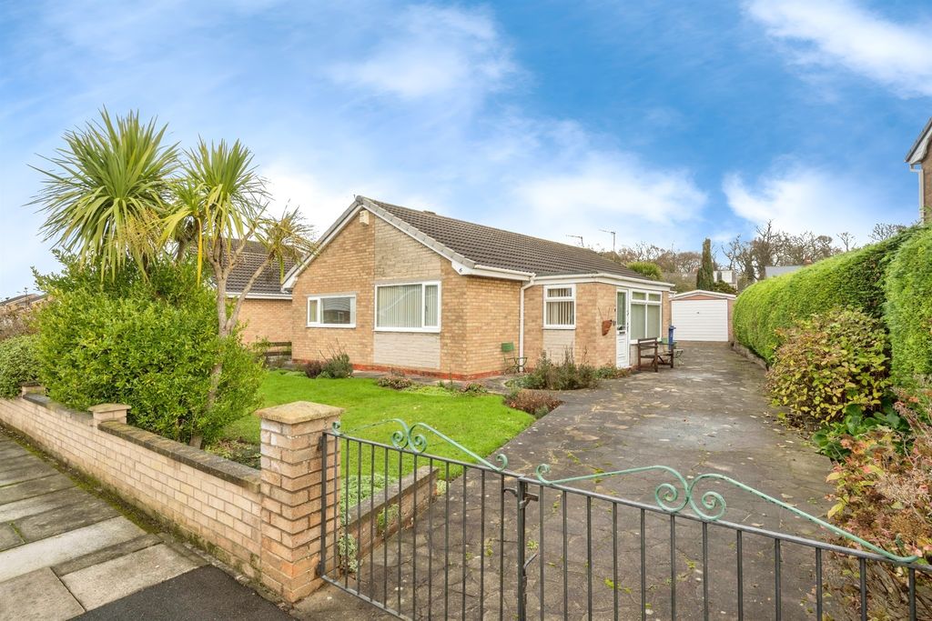 Property photo 1 of 14