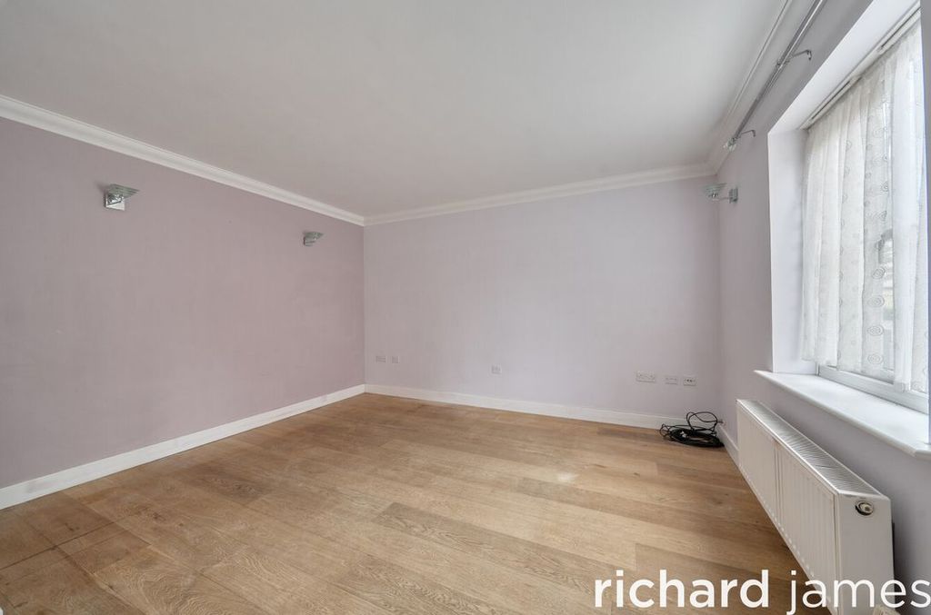 Property photo 2 of 12 2c65c4c83B724B8ba175Ede3F270792c